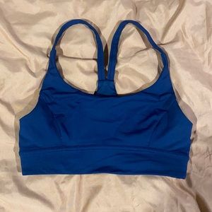 Lululemon sports bra